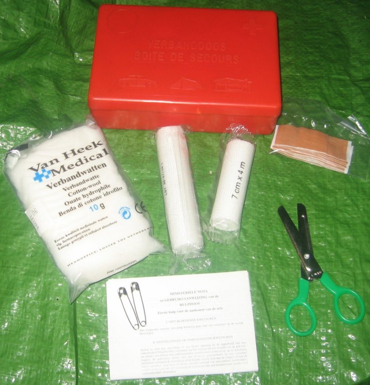 jag_091006-first-aid