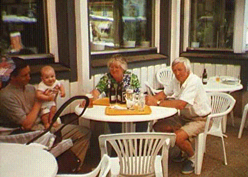 Erik p� sitt f�rsta krogbes�k...